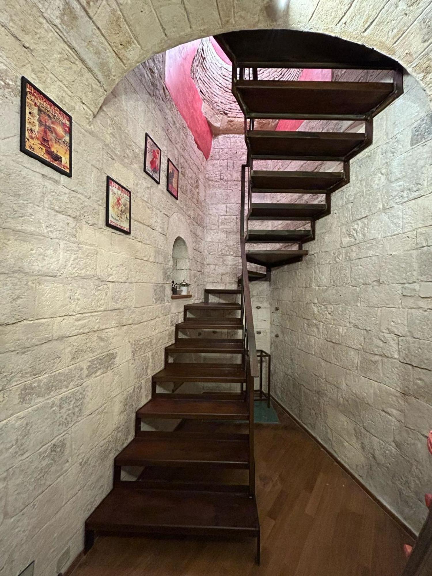 Palazzo Di Citta Bari Villa Luaran gambar